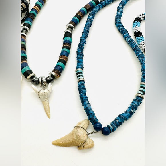 Shark Tooth Jewelry Lot - Picture 7 of 12